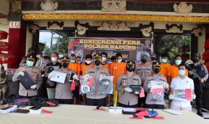 Polres Badung Rilis 13 Tersangka Kasus Kejahatan