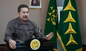 Jaksa Agung Burhanuddin Bersama CPS Inggris Menerima Special Achievement Award IAP