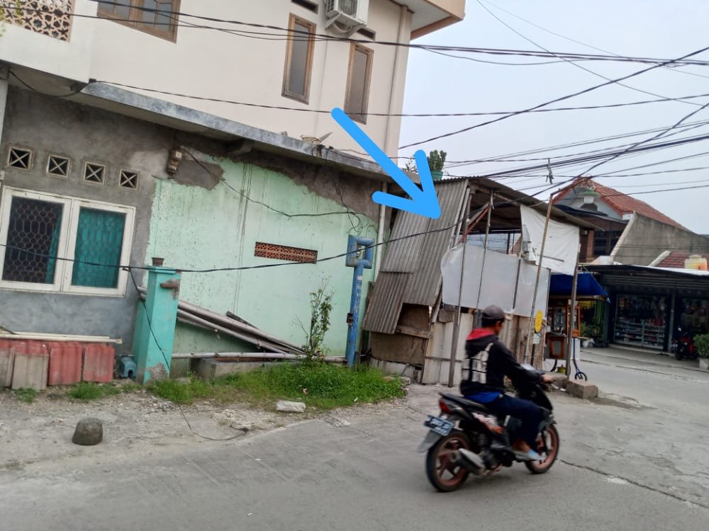 Listrik Padam Akibat Tertabrak Truk Sampah di Elok 1 IMG 20220929 WA0041