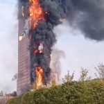 Gedung Pencakar Langit 24 Lantai di China Terbakar Hebat