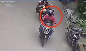 Aksi Pencurian Motor di Villa Tomang Baru 2 Pasarkemis Terekam CCTV
