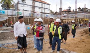 Bupati Gianyar Agus Mahayastra, Tinjau Proyek Pasar Tematik Ubud