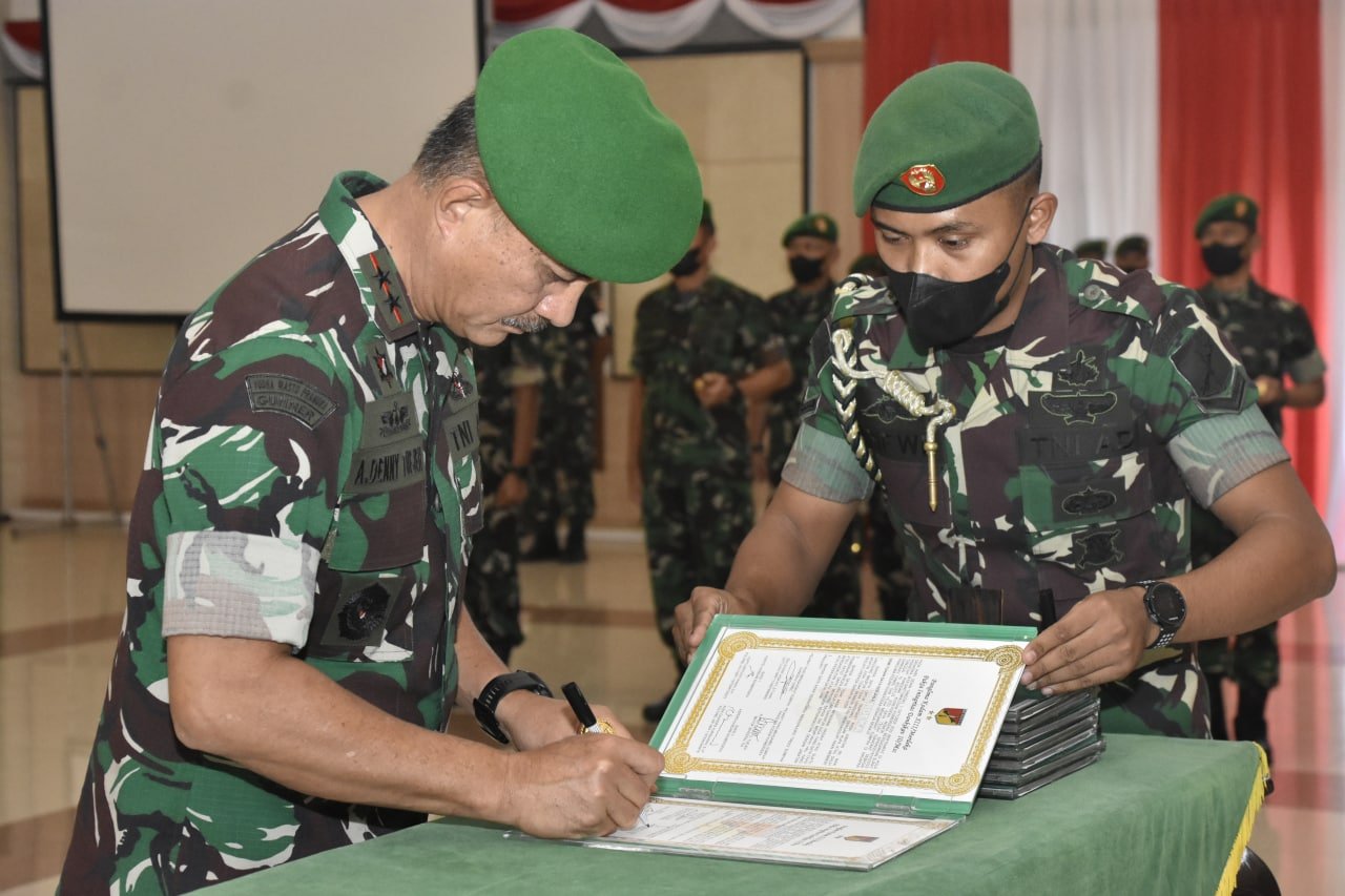 Sertijab, 5 Pejabat Utama Beserta Kenaikan Pangkat Pamen Kodam XIII/Merdeka 1 IMG 20221003 WA0028
