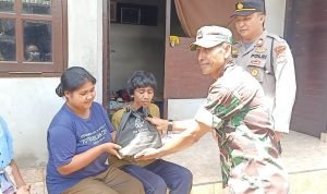 Danramil 1616-07/Payangan Bersama Forkopimdes Laksanakan Giat Baksos di Desa Bresela