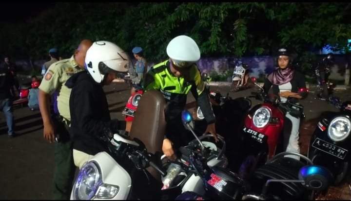 Antisipasi Geng Motor Polres Lebak Polda Banten Melaksanakan Patroli Gabungan 1 IMG 20221016 WA0002