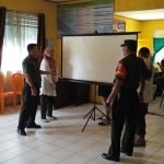 Babinsa Lebung Gajah bersama Staf Kelurahan Laksanakan Gladi Persiapan Vidcon Kampung Pancasila