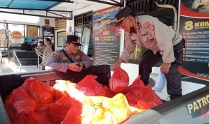 Program Purnama Polres Jembrana, Bantu Ringankan Beban Warga Terdampak