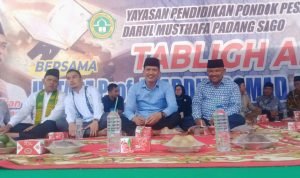 Sekda Rudi R Rilis Hadiri Tabligh Akbar Ustadz Abdul Somad di Pontren Darul Musthafa Padang Sago