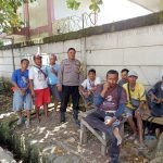 Sambang Warga Binaan, Bhabinkamtibmas Polsek Jawilan Bripka Yoyon Berikan Himbauan Kamtibmas