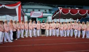 Gelar Perlombaan Lari Estafet Dalam Rangka HUT DWP Kota Pangkalpinang ke 23