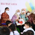 Kunjungi Palembang, Ibu Iriana dan OASE KIM Belajar dan Bermain dengan Anak-anak PAUD