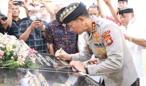 Kapolda Bali Resmikan Polsek Busungbiu dan Pos Polisi Lovina, Sekaligus Laksanakan Giat Baksos