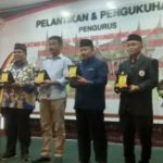 Suhatri Bur Hadiri Pelantikan Pengurus IKKSB Kota Batam Periode 2022-2027