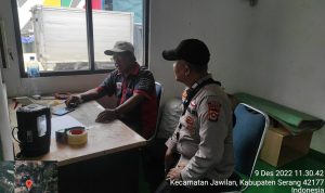 Bhabinkamtibmas Bripka Nazi Laksanakan Sambang DDS ke Warga di Desa Binaannya