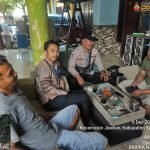 Yuk Ngopi Wae, Cara Bhabinkamtibmas Polsek Jawilan Sampaikan Pesan Kamtibmas