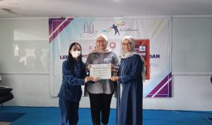 Senyum, Canda Hingga Tawa Warnai Kebersamaan Monica Haprinda dan Anak-anak Penyandang Disabilitas