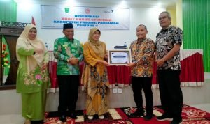 Wakil Bupati Rahmang Membuka Audit Kasus Stunting / Kepala DPPKB Terima Penghargaan