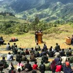 Wujud Toleransi Antar Umat Beragama, TNI dan Warga Distrik Nduga Rayakan Natal serta Gelar Doa Bersama 