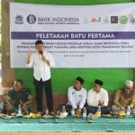 Wakil Bupati Lebak Melakukan Peletakan Batu Pertama Pembangunan Green House di Pesantren Roudhotul Ikhsan