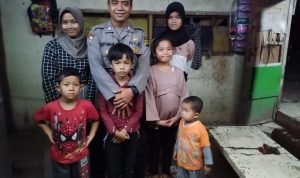Pendiri Sahabat Kehidupan Tinjau Anak Yatim Piatu