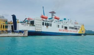 Akibat Cuaca Ekstrim, ASDP Menutup Sementara Pelayanan Penyeberangan Merak – Bakauheni