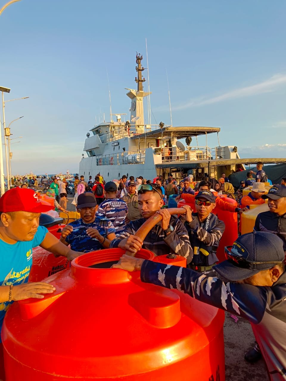 AAL Bersama KAL Kadet-06 Dukung Giat Sosial, Atasi Krisis Air di Gili Ketapang Probolinggo 1 IMG 20230108 WA0199