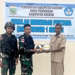 Satgas Yonif 143/TWEJ Beri Bantuan di Sekolah Perbatasan RI-PNG