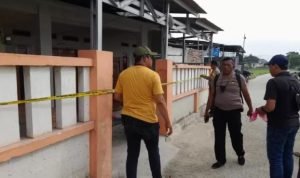 Terima Telp Dari Ayang ?, Jari Mamah Muda Putus di Tebas Suami