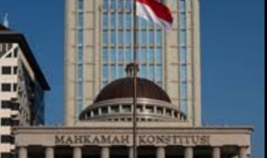 Perpu Cipta Kerja Jokowi Resmi Digugat ke Mahkamah Konstitusi