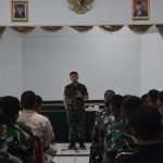 Brigjen Mukhlis Berikan Jam Komandan Kepada Seluruh Prajurit Dan PNS
