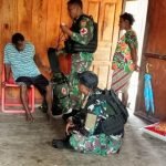 Tak Ingin Warga Sakit, Satgas Yonif Raider 142/KJ Beri Layanan Kesehatan