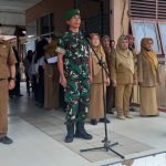 Danramil Makrayu Ingatkan Siswa SMPN 5 Palembang Tentang Bahaya Narkoba dan Tawuran