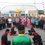 kunjungan Kerja Kapolda Sulut di Polres Bolmong Utara, di Sambut Kapolres Beserta Jajaran