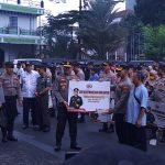 Ribuan Paket Sembako dari Kapolri Disebar ke Masyarakat di Slum Area Jaksel