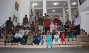 Wujud Kebersamaan di Bulan Suci Ramadhan 1444 H, Dandim 1619/Tabanan Berbagi Bersama Anak Yatim di Yayasan AL-Hinayah