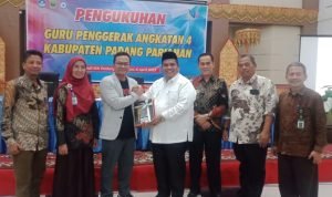 Bupati Suhatri Bur, Kukuhkan Guru Penggerak Angkatan 4 Se-kabupaten Padang Pariaman