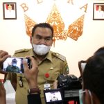 Arief Rohman Serahkan 16 Unit Mobil Operasional Kecamatan