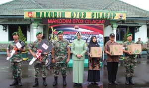 Dandim Cilacap Serahkan Bantuan Sepeda Motor Dinas Dari Kementrian Pertahanan