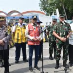 Pangdam II/Swj Dampingi Panglima TNI dan Kapolri Tinjau Arus Mudik di Bakauheni