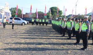 Kapolres Jembrana Pimpin Apel Pengamanan Arus Balik Lebaran Tahun 2023 di Terminal Cargo Gilimanuk