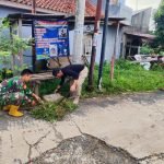 Babinsa Serda Musowir Ikut Laksanakan Gotong Royong Tingkat Kecamatan Gandus