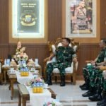 Perkuat Sinergitas, Kapolda Sulut Terima Kunjungan Silaturahmi Danrem 131/Santiago