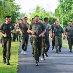 Tingkatkan Stamina Tubuh, Danrem 043/Gatam Olahraga Bersama Prajurit dan PNS