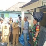 Babinsa Serka Martin Monitoring Kunjungan Wawako Palembang Kunjungi Warga Sakit