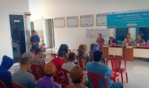 Bhabinkamtibmas Polsek Jawilan Polres Serang Hadiri Rapat Forum Konsultasi Publik Pendataan Awal Regsosek di Aula Kantor Desa Kareo