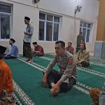 Usai Shalat Berjamaah, Aipda Firman Giat Polmas RW Polsek Jawilan Polres Serang Sampaikan Pesan Kamtibmas Kepada Jamaah