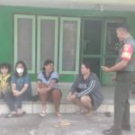 Laksanakan Pembinaan Kampung Pancasila, Babinsa 9/10 Ulu Ajak Masyarakat Selalu Hidup Rukun dan Damai