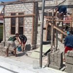 Satgas TMMD ke 116 Kodim 1512/Weda bersama Masyarakat Kompak Bangun RTLH