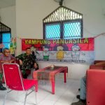 Laksanakan Pembinaan Kampung Pancasila, Babinsa Koramil 418-07/Sukarami Himbau Warga Selalu Hidup Rukun dan Damai