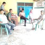 Cegah Kebakaran, Babinsa Kuto Batu Himbau Warga Tidak Bakar Sampah Sembarangan